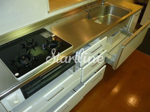 シャレール広尾 2号棟の物件内観写真